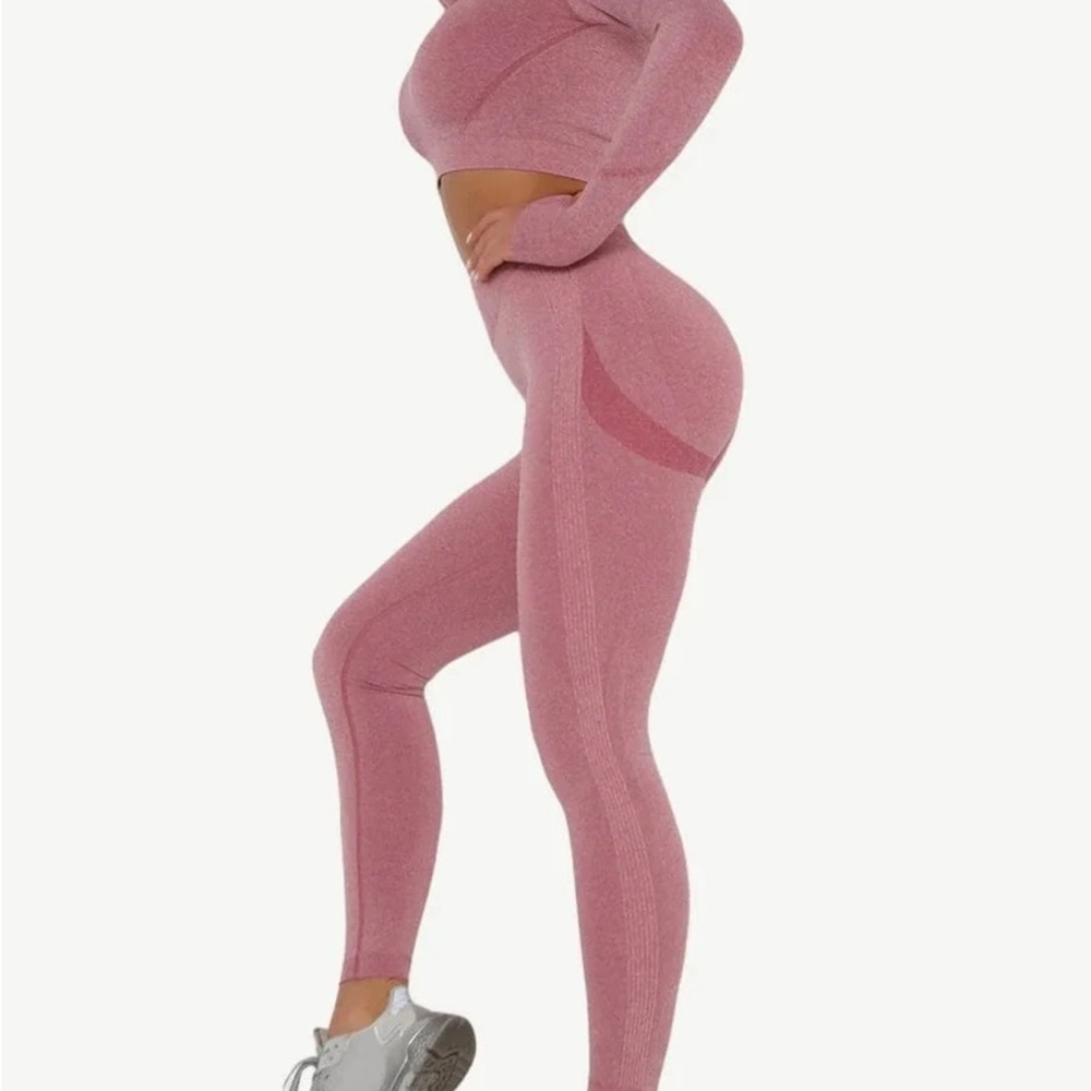 Women's Pink‎ Seamless Leggings